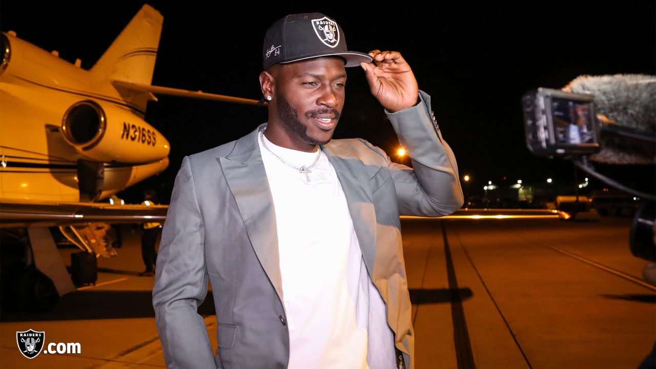 Alameda, United States. 13th Mar, 2019. Mar 13, 2019; Alameda, CA, USA;  Oakland Raiders receiver Antonio Brown is introduced at a press conference  at the Raiders practice facility. From right: Raiders coach