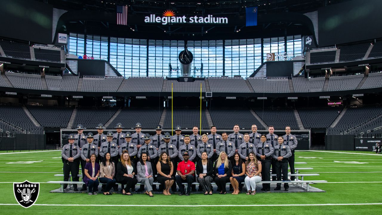 SFGiants on X: Photo Day 2022 🟠⚫️  / X