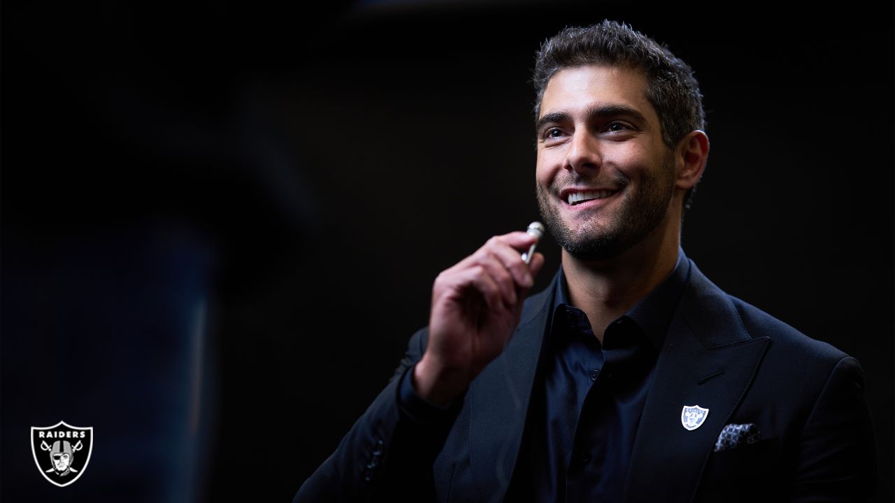 jimmy garoppolo raiders suit｜TikTok Search