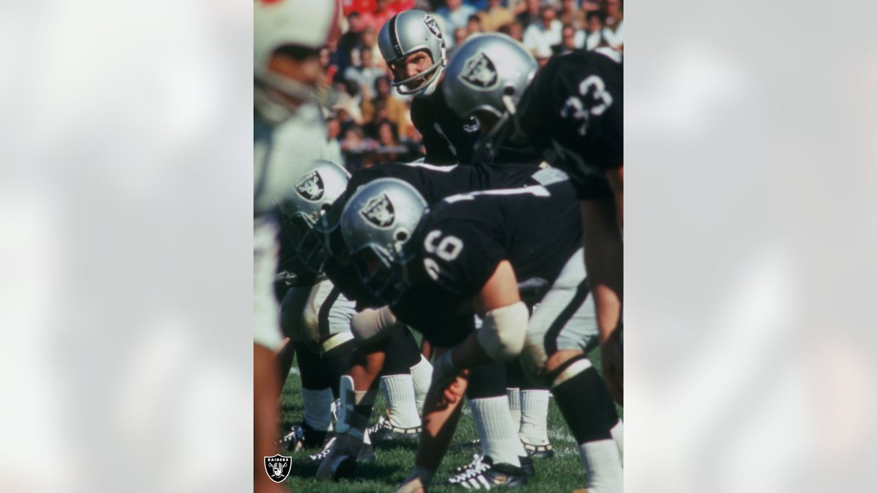 Remembering local football legend Daryle Lamonica 