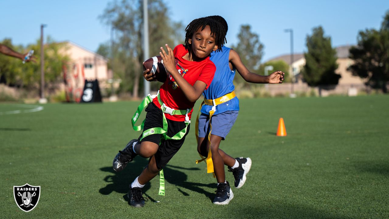 Just grin, baby: Classic Raiders training camp photos, 1960-2015