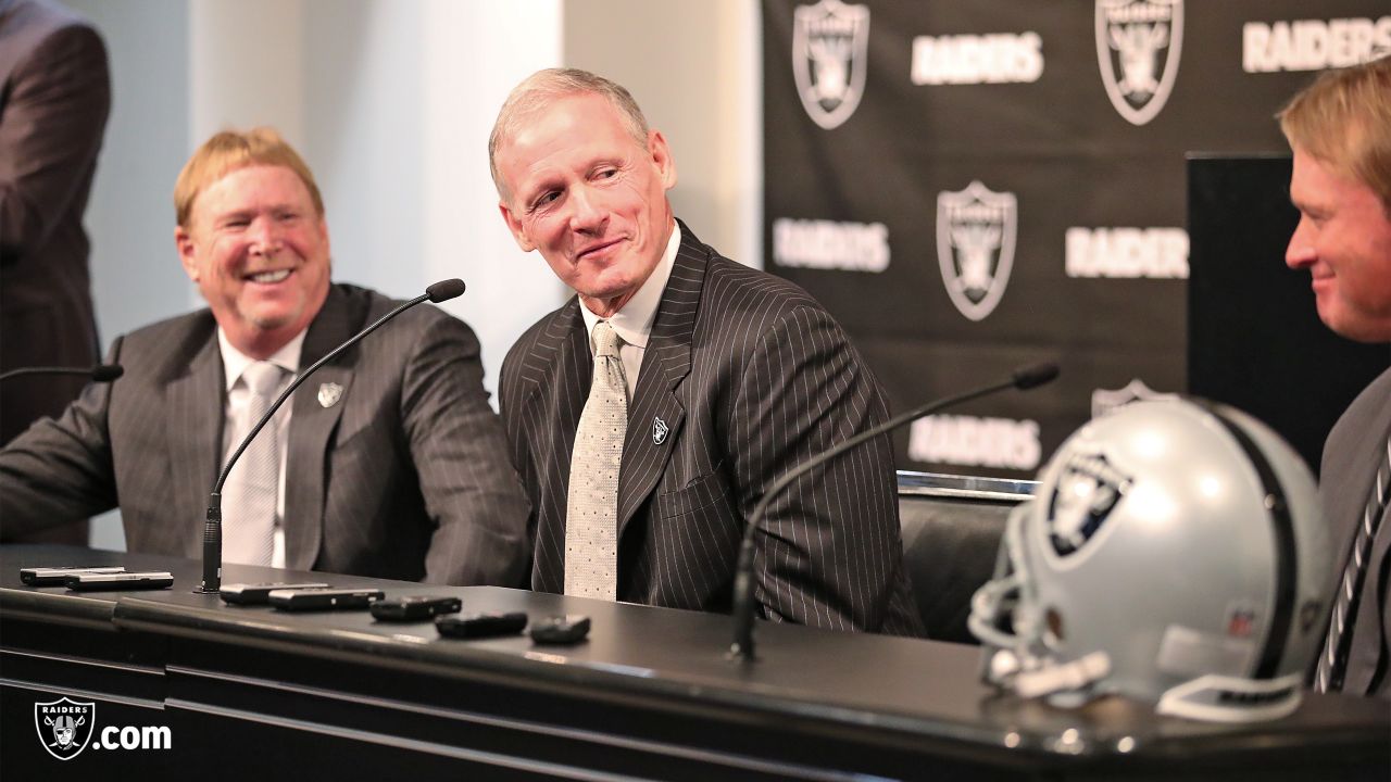 Raiders bring Mike Mayock from booth to general manager