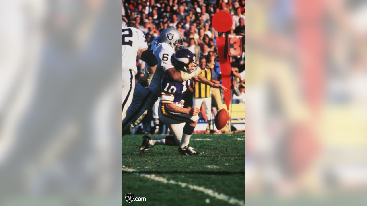 A look back at photos from Super Bowl XI