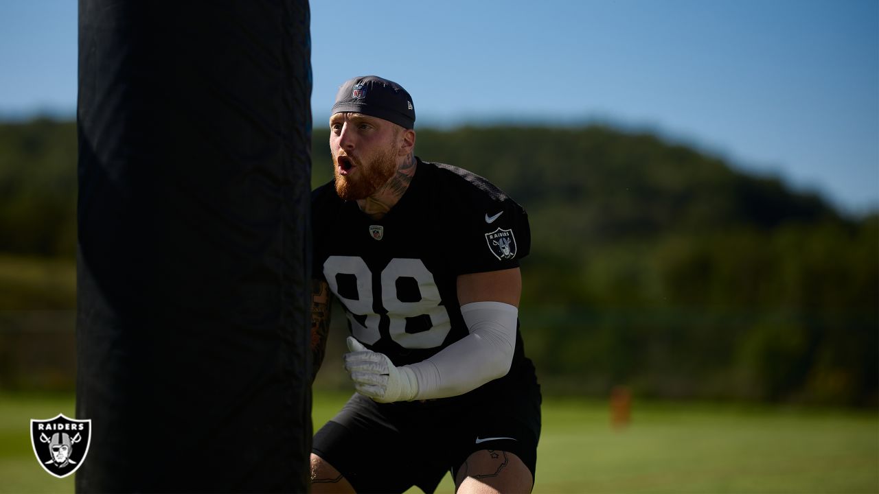 Raiders news: Guard Netane Muti signed to help at beat-up position - Silver  And Black Pride