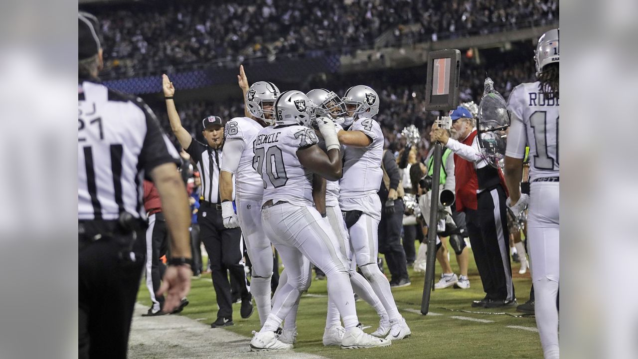 14,949 Raiders Vs Chiefs Photos & High Res Pictures - Getty Images