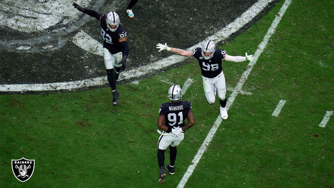 Crosby, Ngakoue spark defensive improvement for Raiders