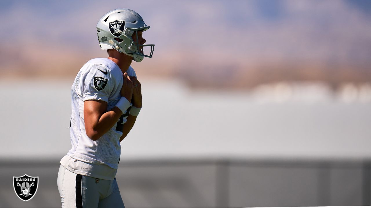 Las Vegas Raiders kicker Daniel Carlson (2) on the field during warm-ups  before the start of an NFL football game against the Los Angeles Chargers,  Sunday, September 11, 2022 in Inglewood, Calif.