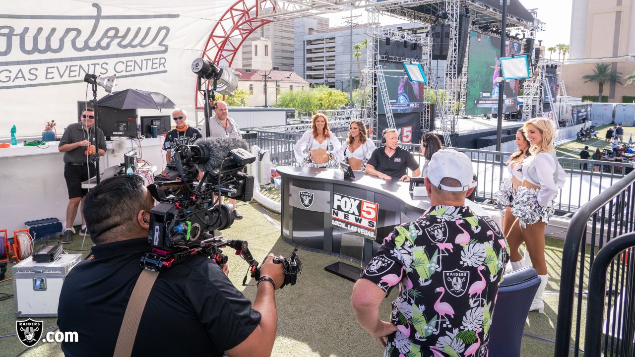 Raiders fans enjoy FOX5 Las Vegas Watch Party vs. Green Bay Packers