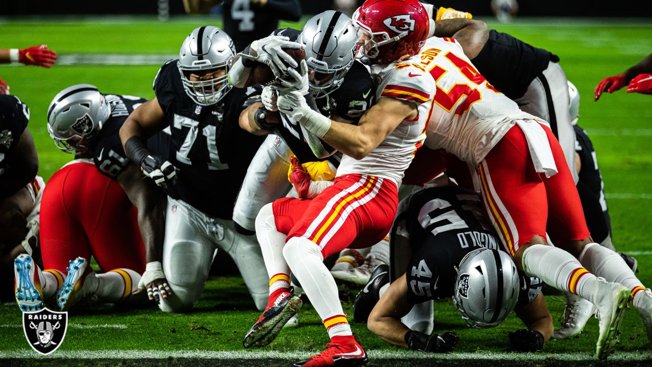 Con ajustes y en horario estelar, Chargers y Raiders se juegan su