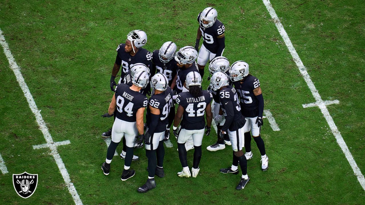 Philly invades Las Vegas for Raiders-Eagles game — PHOTOS