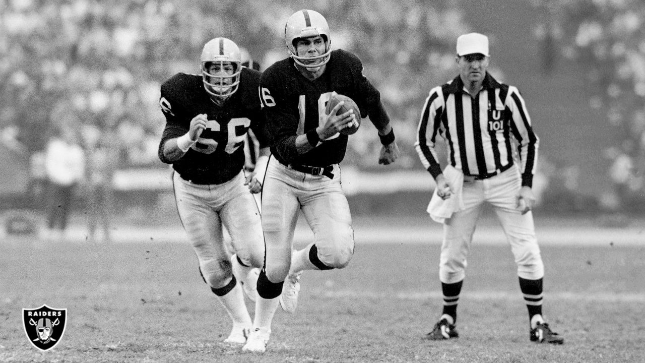 5 for Friday: Jim Plunkett, two-time Super Bowl-winning