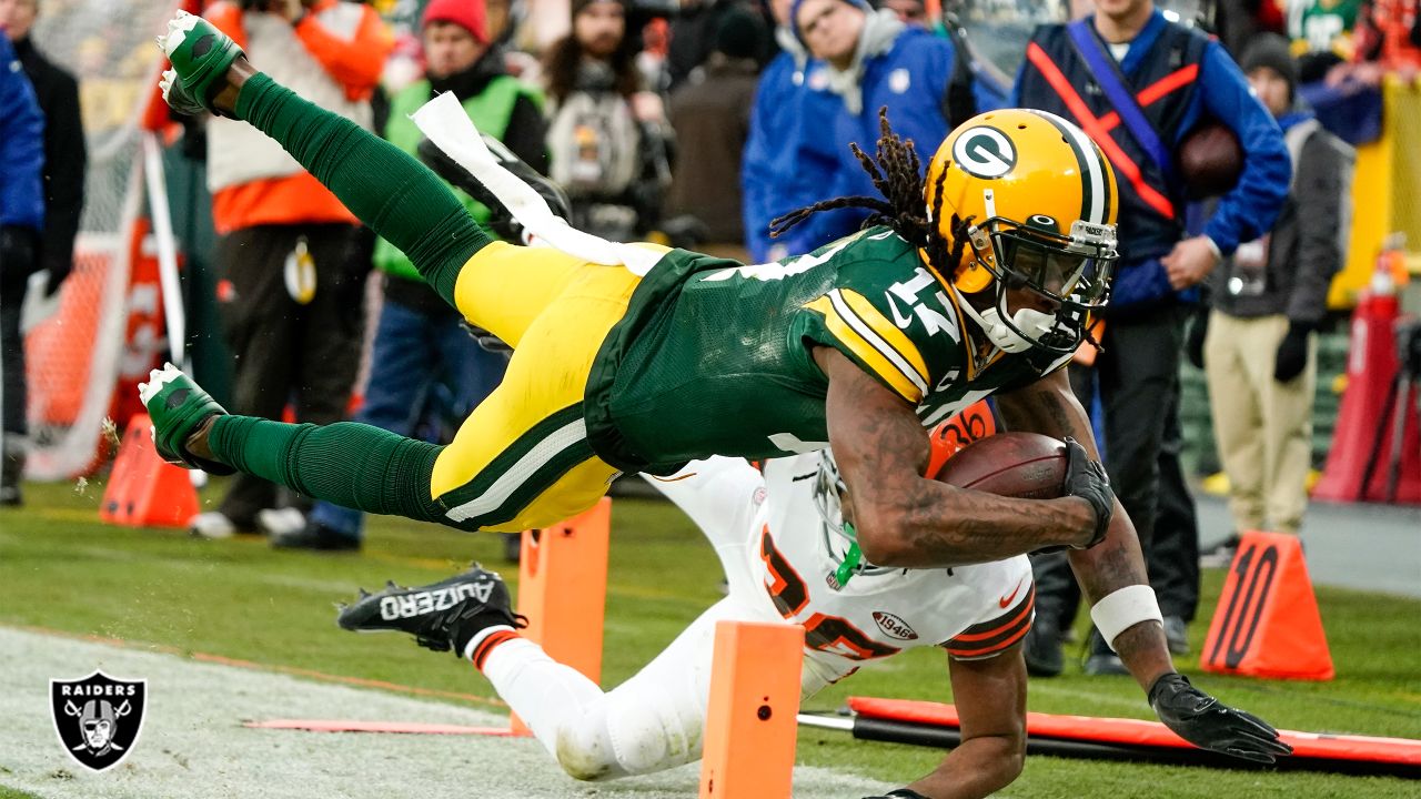 Raiders finalize trade for All-Pro WR Davante Adams