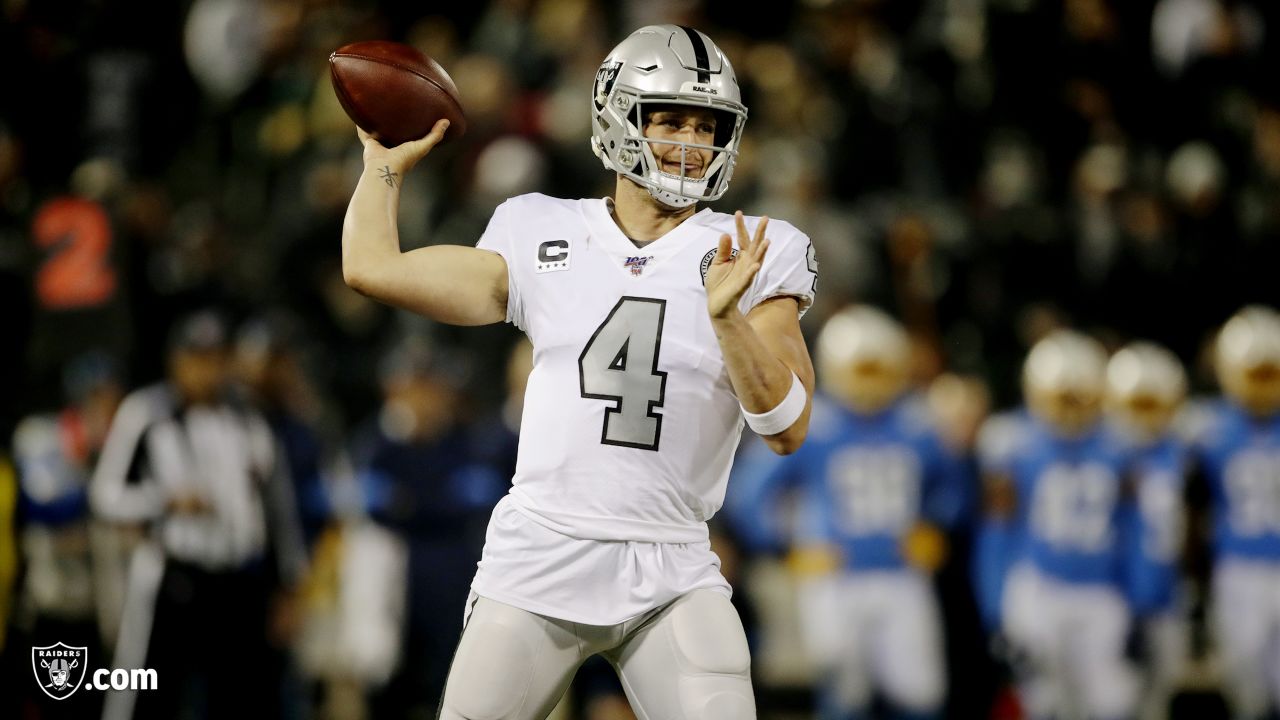 Derek Carr: Will there be teeth to Marcus Mariota rivalry?