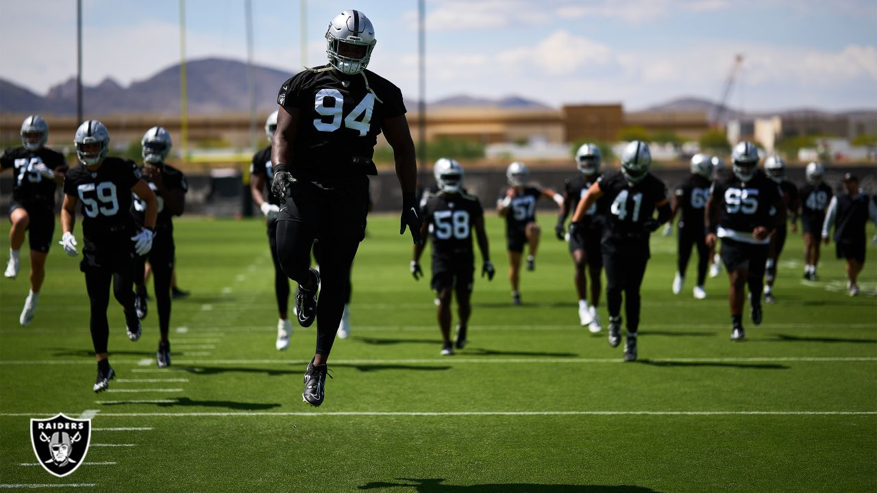 Photograph : May 25: Raiders OTA 