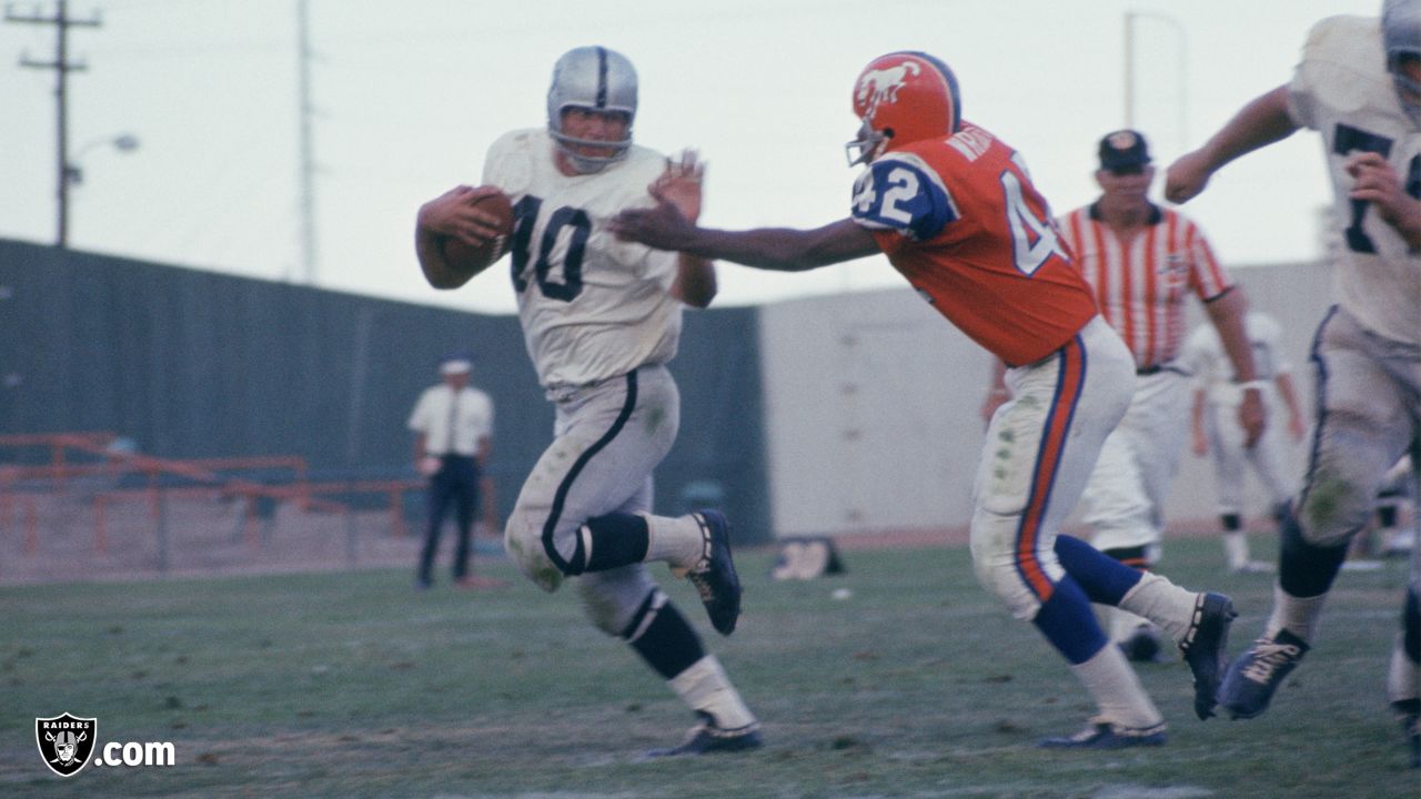 A look back at the Broncos' uniforms through the years