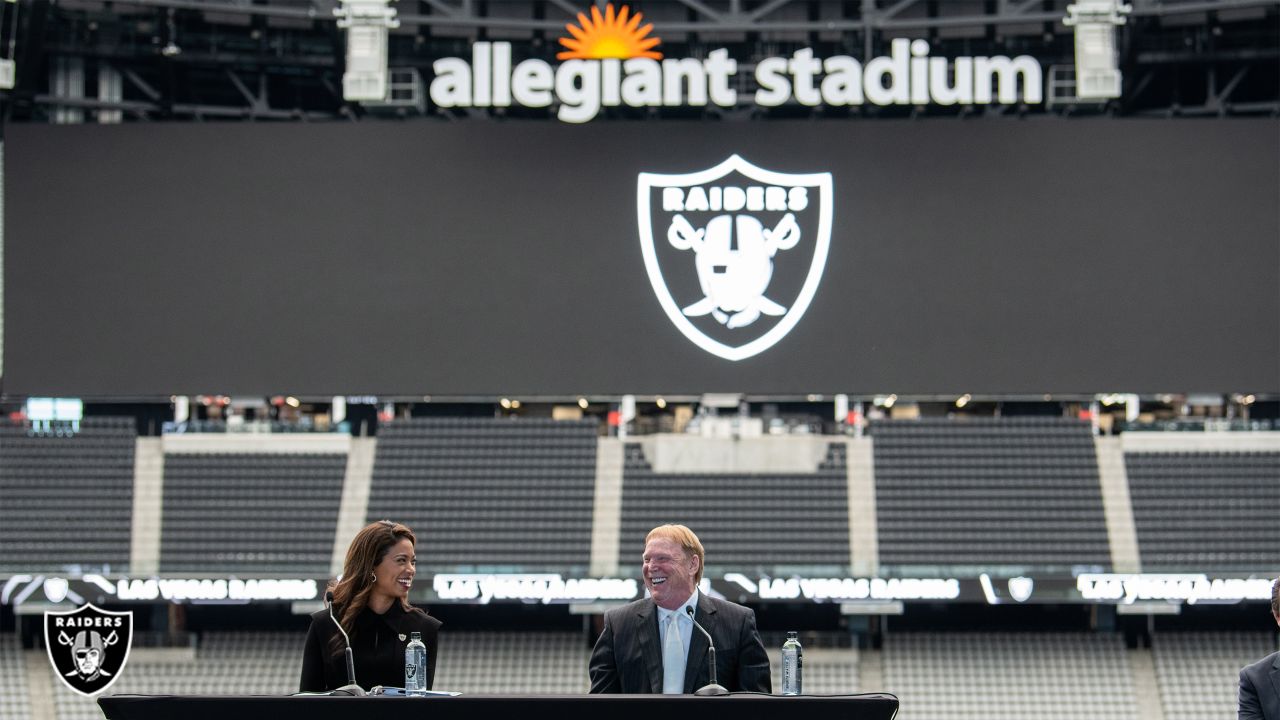 Las Vegas Raiders - Two historic teams meets again ❄️ 