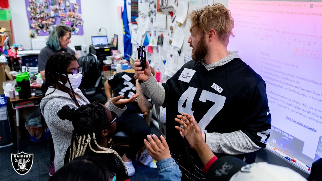 Las Vegas Raiders, Raiderettes reading to local kids during Nevada Reading  Week