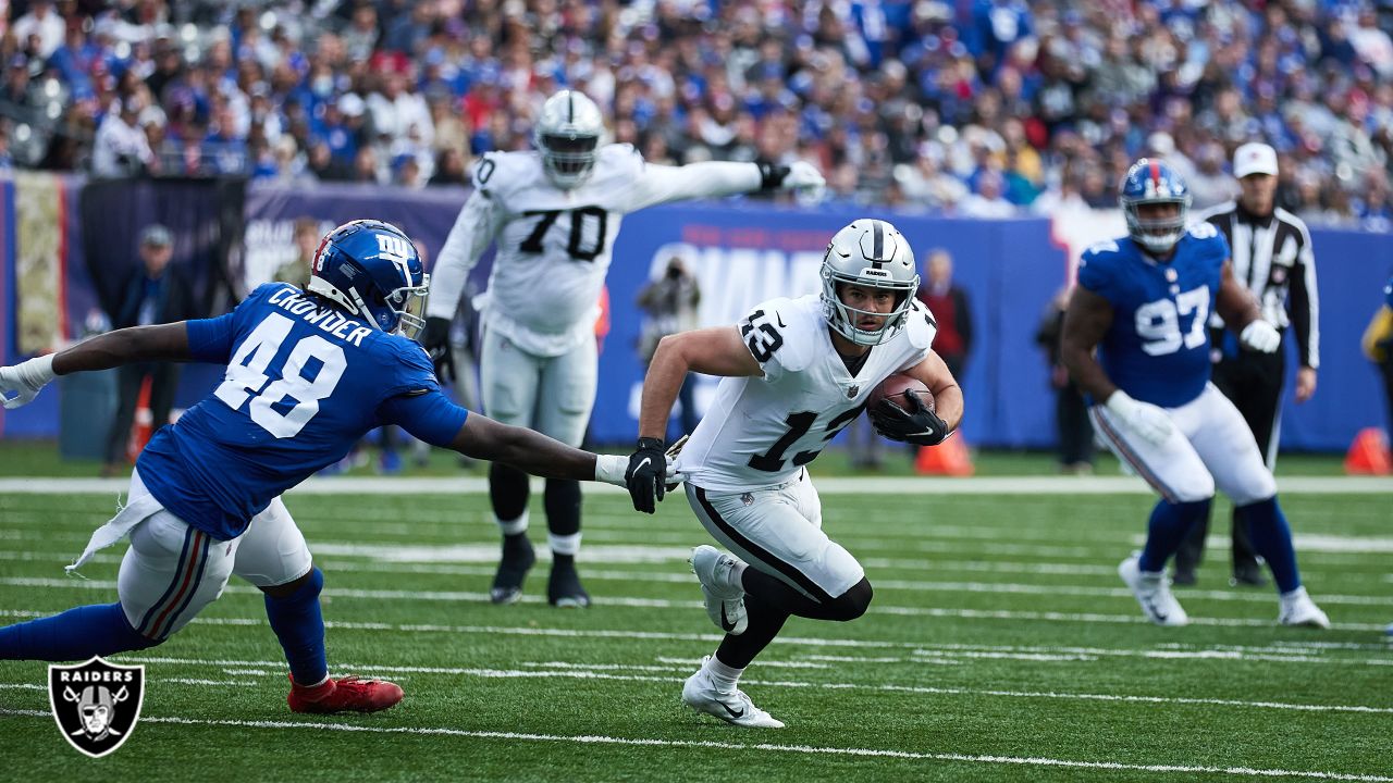 Las Vegas Raiders wide receiver Hunter Renfrow (13) warms up