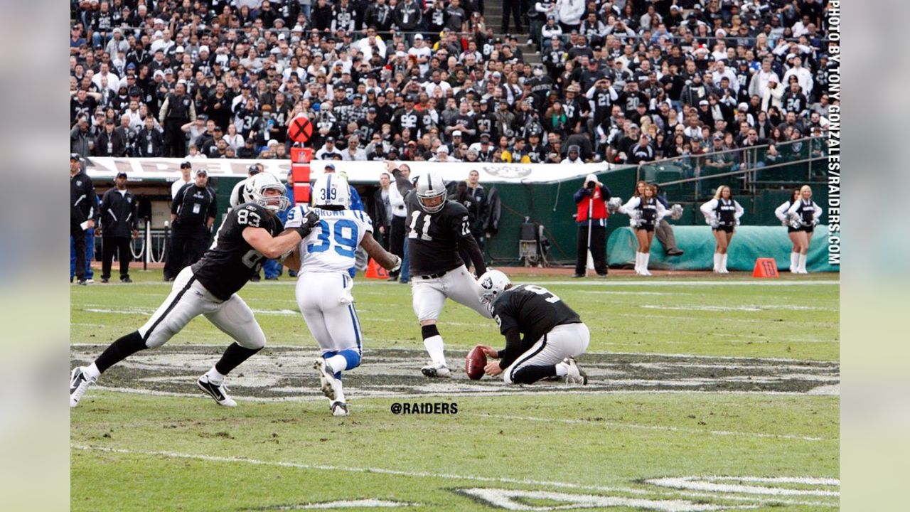 Bicep Curls & Beer.. and you too, can be like Sebastian Janikowski :  r/oaklandraiders