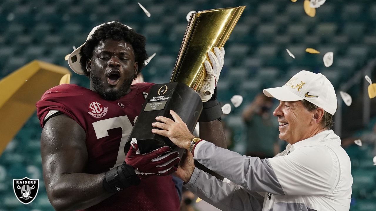 Raiders waive first-round bust Alex Leatherwood 1 year after drafting him  17th overall, Bears pick him up