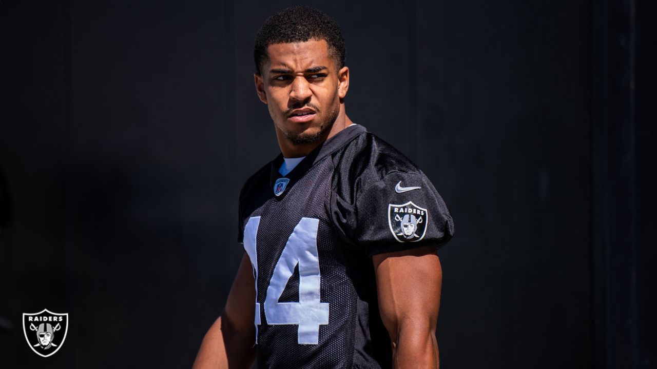 Nate Hobbs reacts to signing his rookie contract and explains what he  brings to the Raiders' secondary