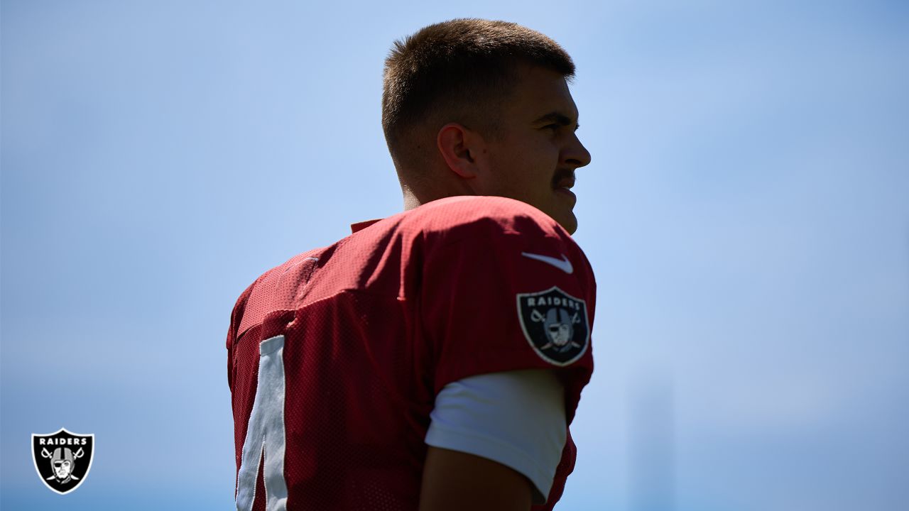 Raiders-49ers preseason: Rookie quarterback Aidan O'Connell looks good -  Silver And Black Pride