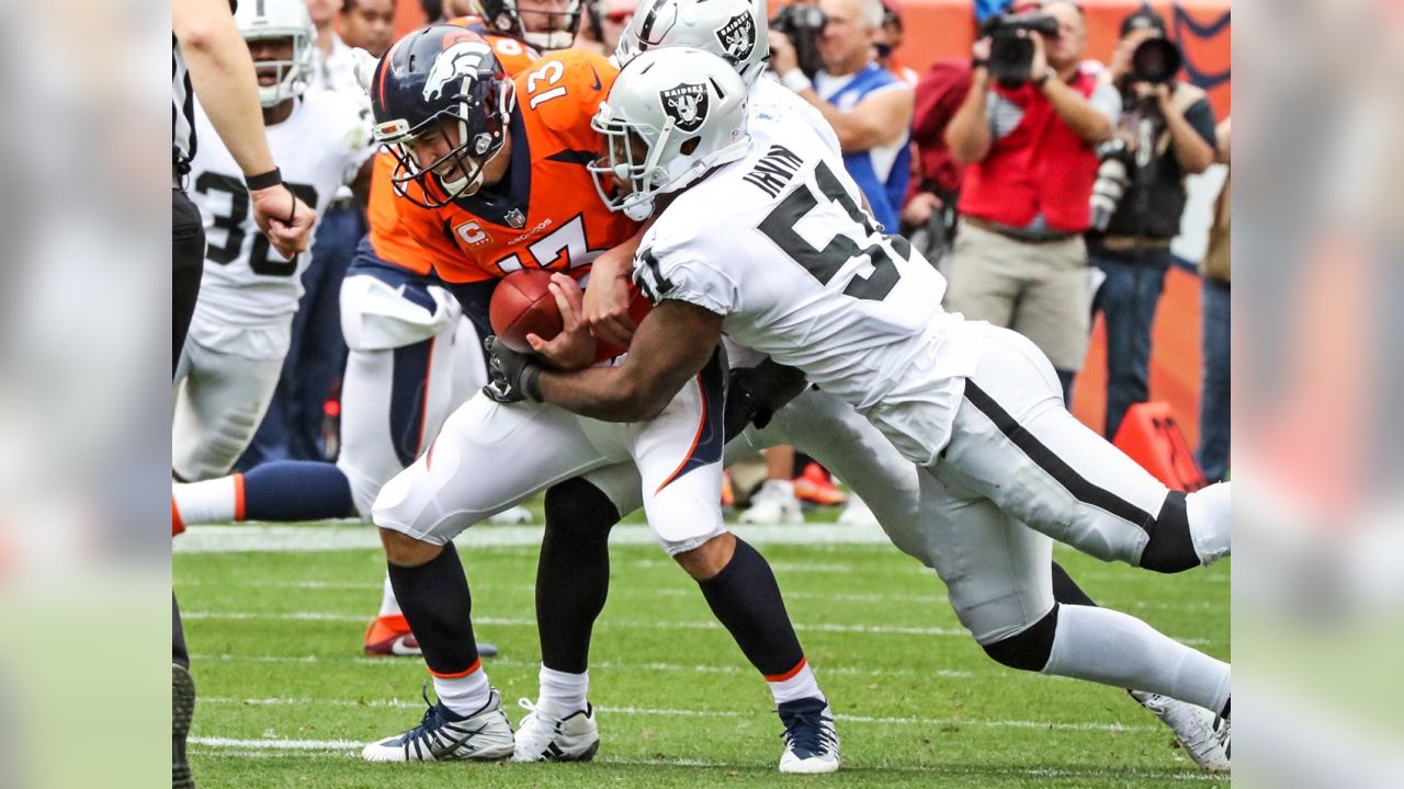 Bruce Irvin Named Raiders' Nominee For Walter Payton Man Of The