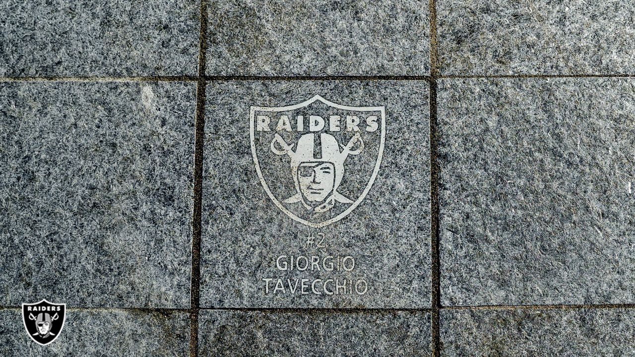 Raiders history reunites at Allegiant Stadium for largest Silver and Black  alumni gathering