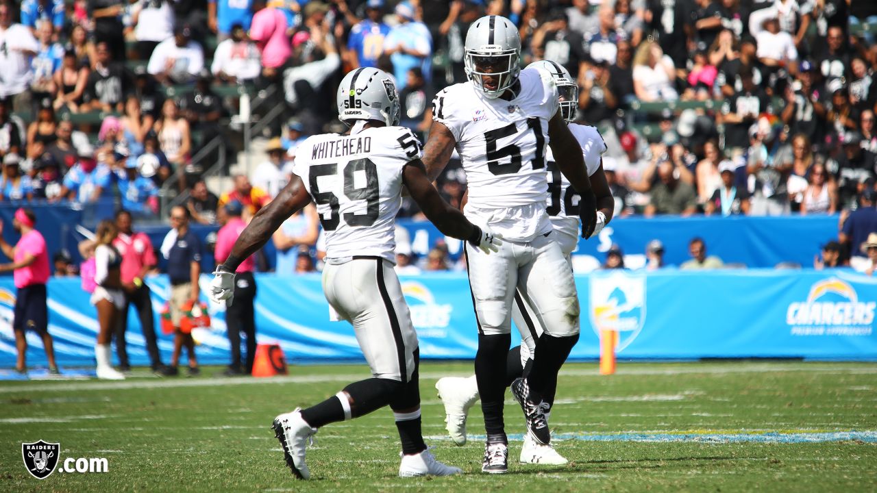 Martavis Bryant of the Oakland Raiders makes a catch at StubHub