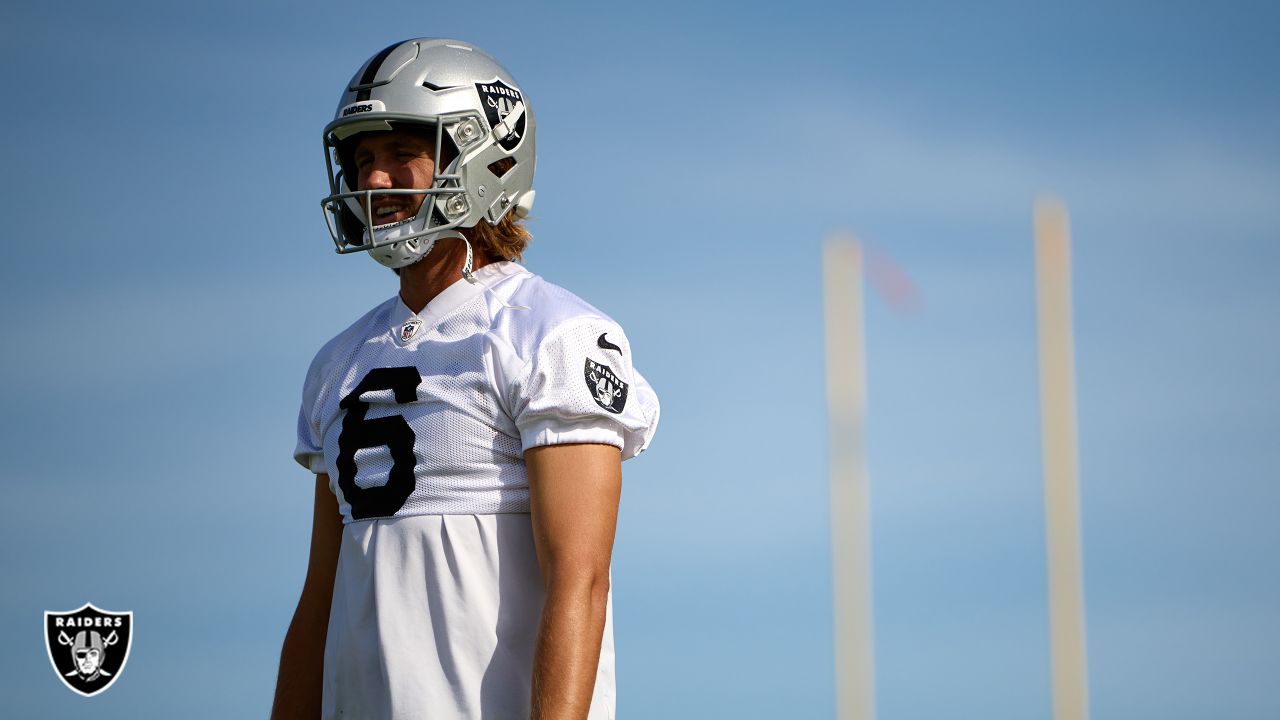 Derek Carr officially released by the Las Vegas Raiders - Sactown Sports