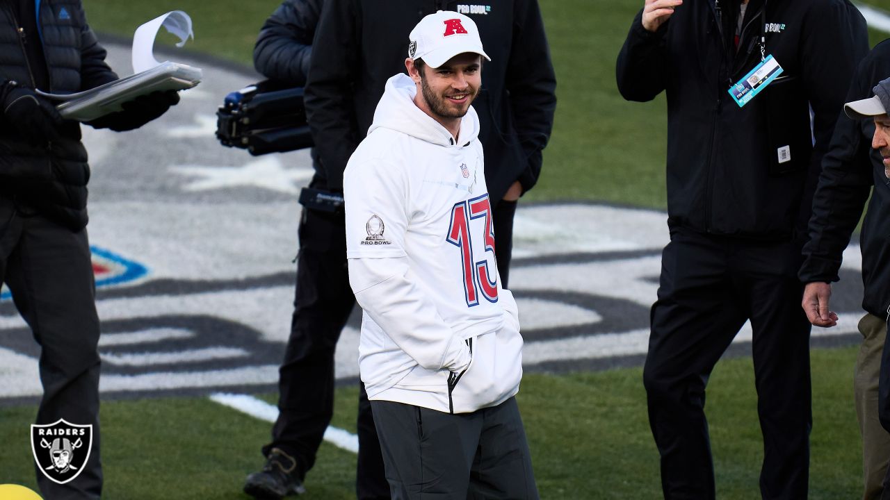 Hunter Renfrow shows off arm at NFL Pro Bowl Skills Challenge