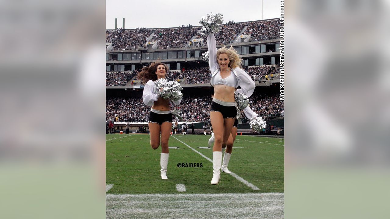 2013 Oakland Raiderettes Jenae & Brittany, Football's Fabu…