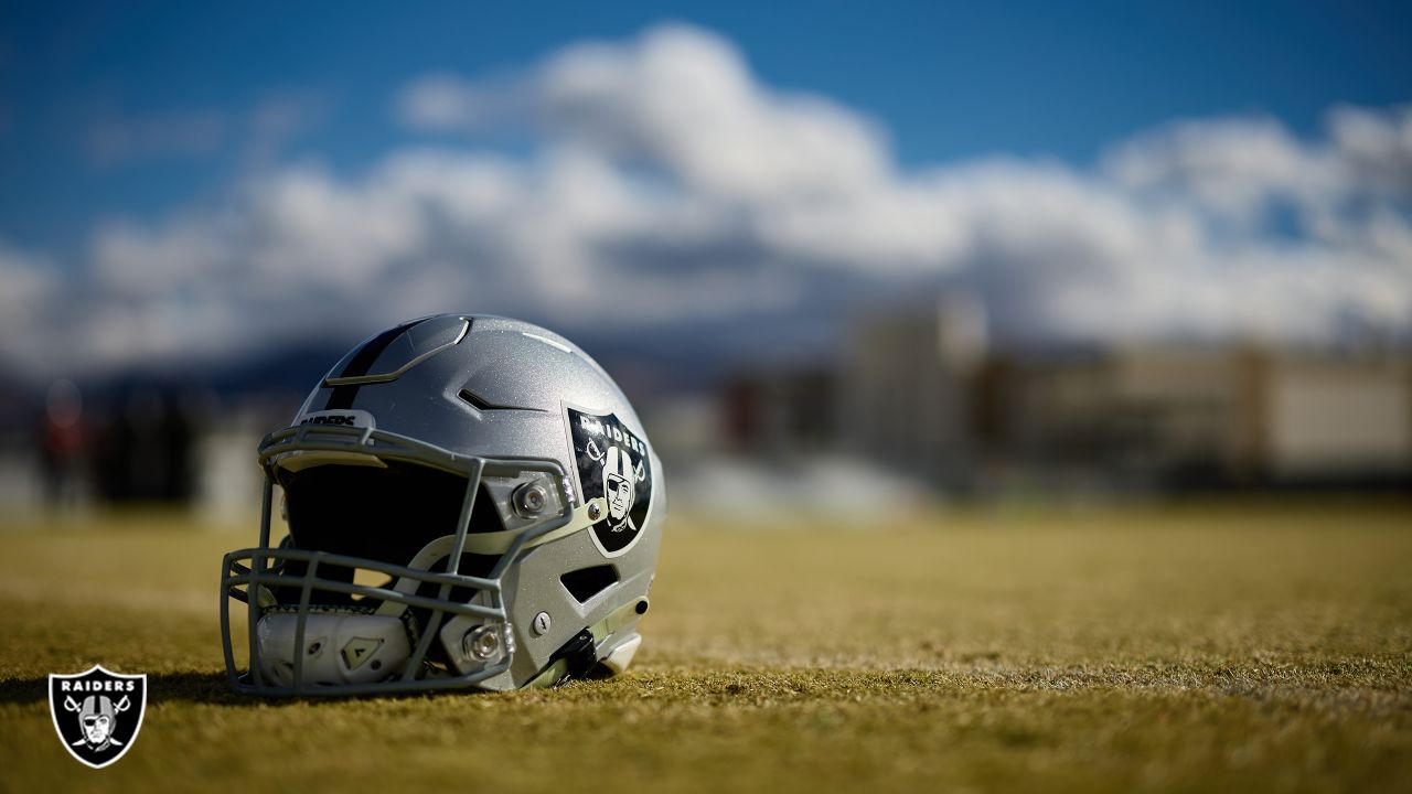 Detailed view of Las Vegas Raiders (left) and Tennessee Titans helmets  Photo via Credit: Newscom/Alamy Live News Stock Photo - Alamy