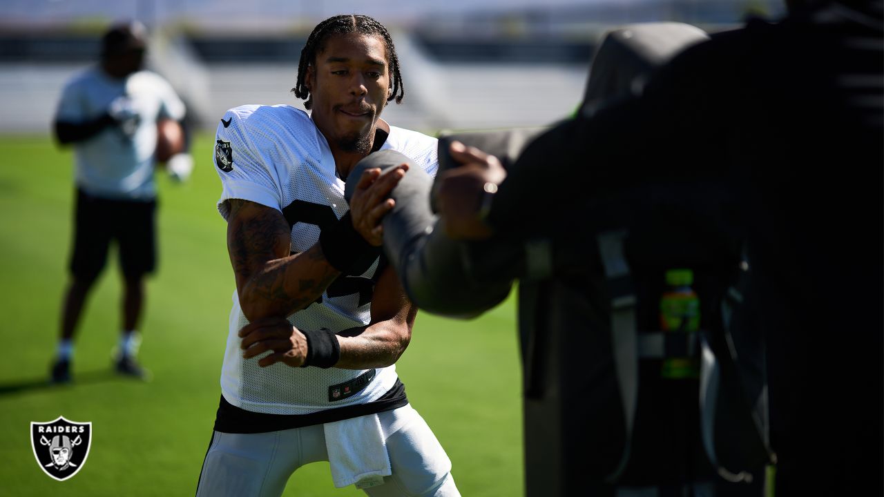 Las Vegas Raiders quick reaction NFL Grades 2021: Divine Deablo