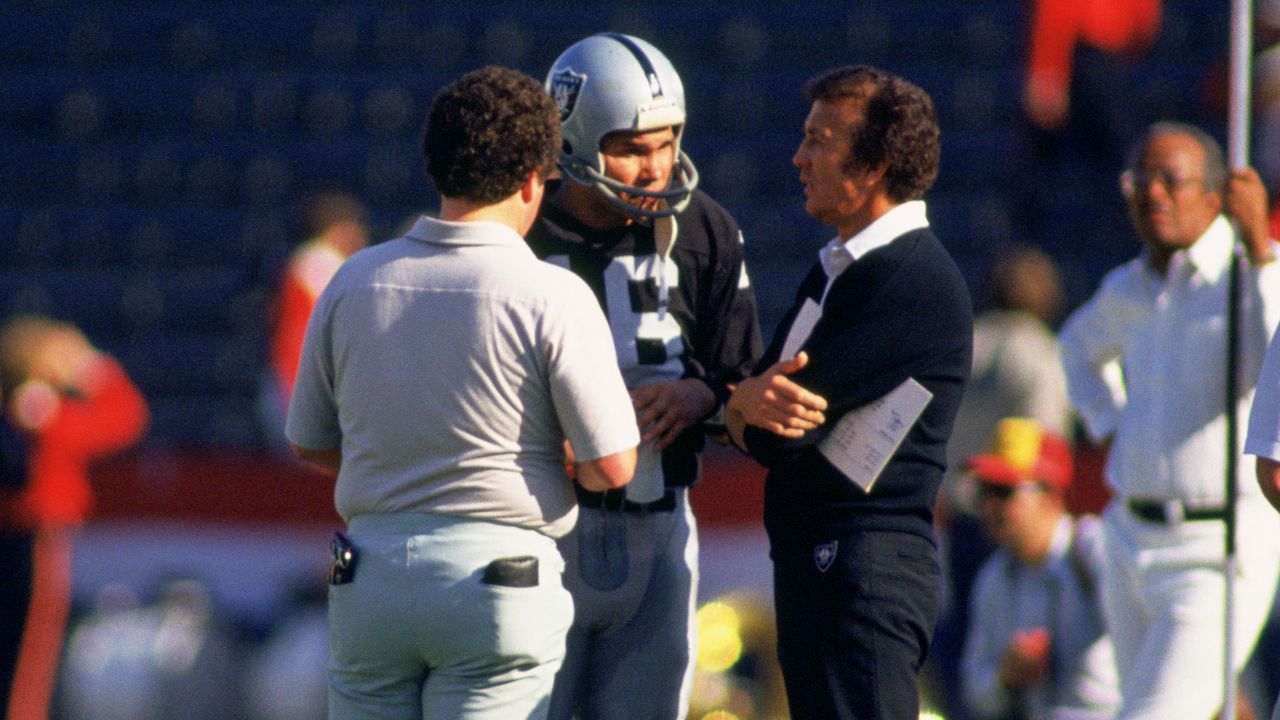 John Madden remembered by former assistant, Raiders coach Tom Flores