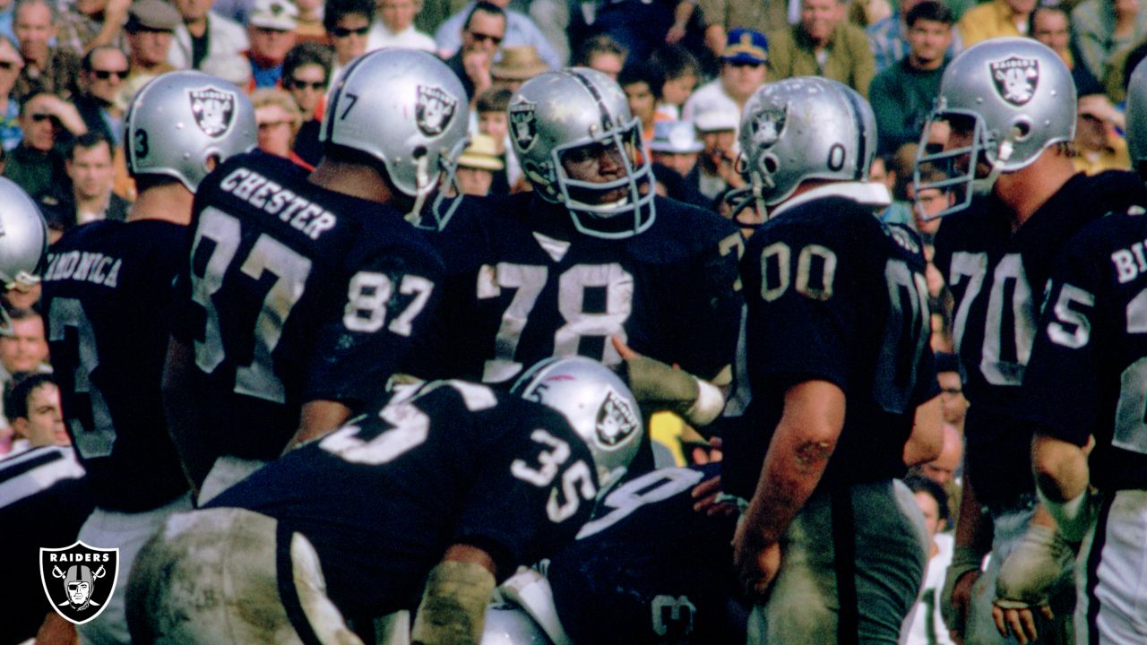 On This Date in Raiders History: Art Shell inducted into the Hall