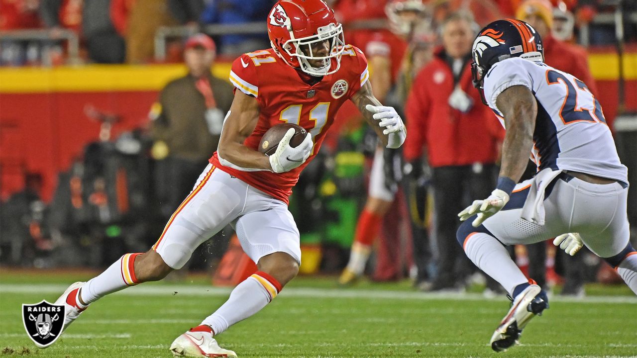 Former Chiefs WR Demarcus Robinson has signed a one-year deal with the  Raiders - Arrowhead Pride