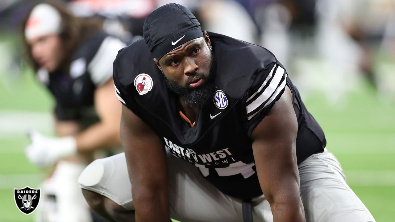 Raiders news: Matthew Butler showed his NFL ability at Shrine game - Silver  And Black Pride