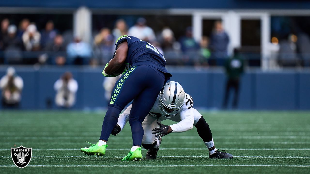 Las Vegas Raiders safety Duron Harmon (30) runs during an NFL football game  against the Los Angeles Rams, Thursday, Dec. 8, 2022, in Inglewood, Calif.  (AP Photo/Kyusung Gong Stock Photo - Alamy