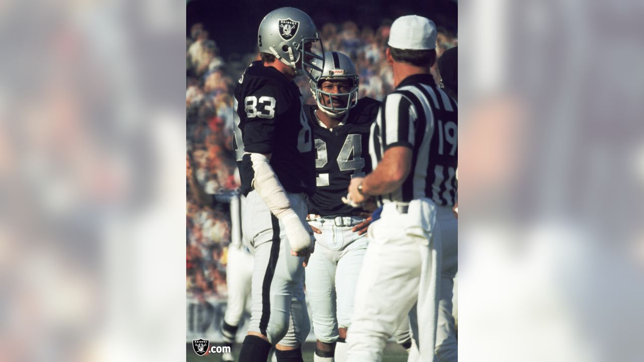 Las Vegas Raiders on X: We're thinking of the great Willie Brown