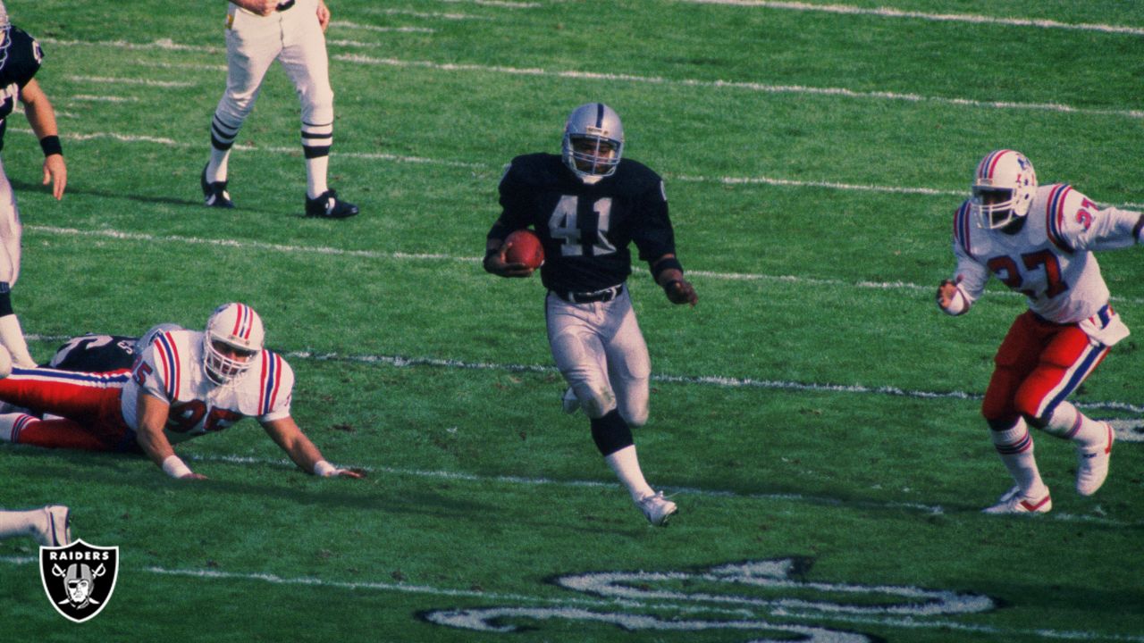 Boston vs. Los Angeles: The World Series of Football! (Patriots vs. Raiders,  1985 AFC DIV) 