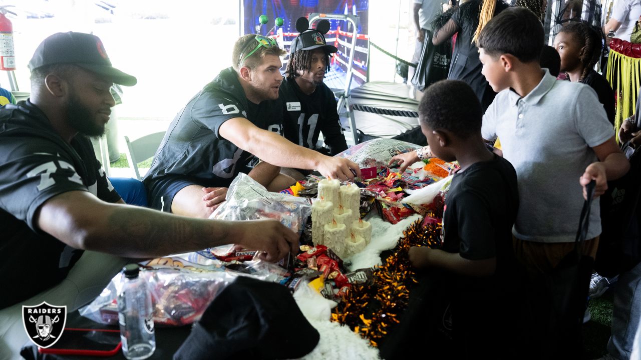 Raiders host Boys & Girls Club members for 'Tent or Treat