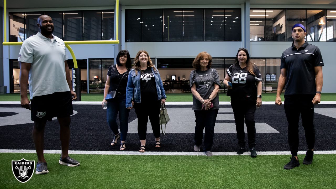 Raiders honor Las Vegas educator who was named 2021 National Teacher of the  Year