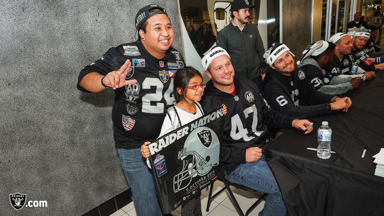 Raiders Help Collect Toys for Tots