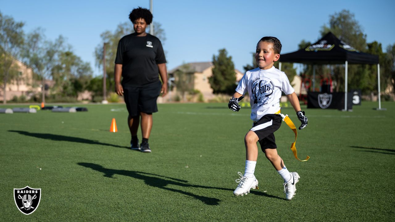 Just grin, baby: Classic Raiders training camp photos, 1960-2015