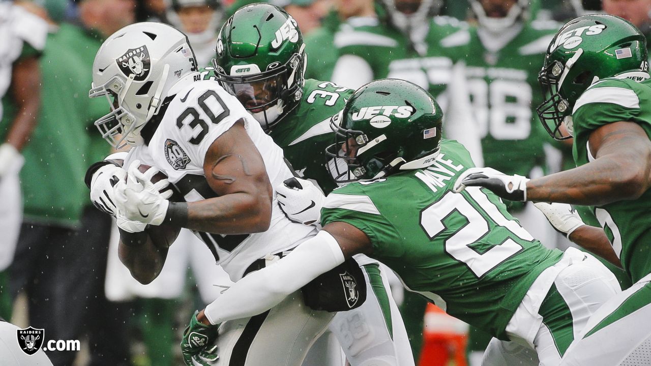 Oakland Raiders dominated by the New York Jets in Week 12