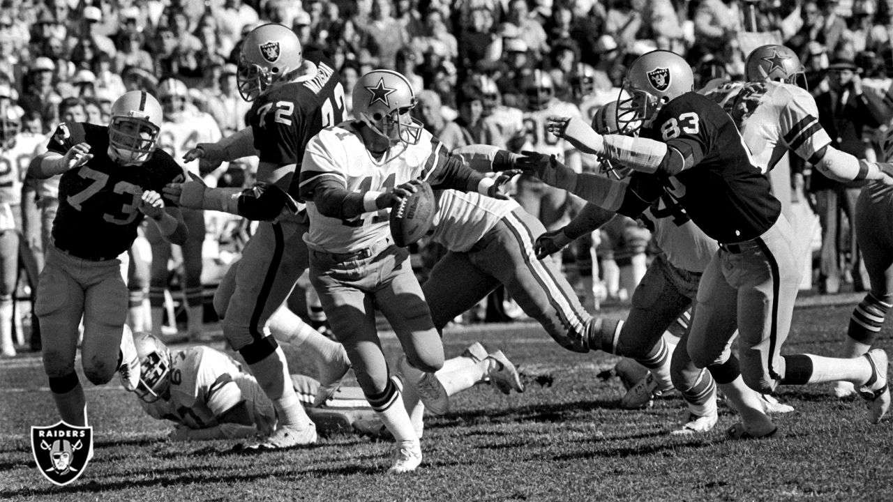 Oakland, California, USA. 7th Dec, 1980. Oakland Raiders vs Dallas