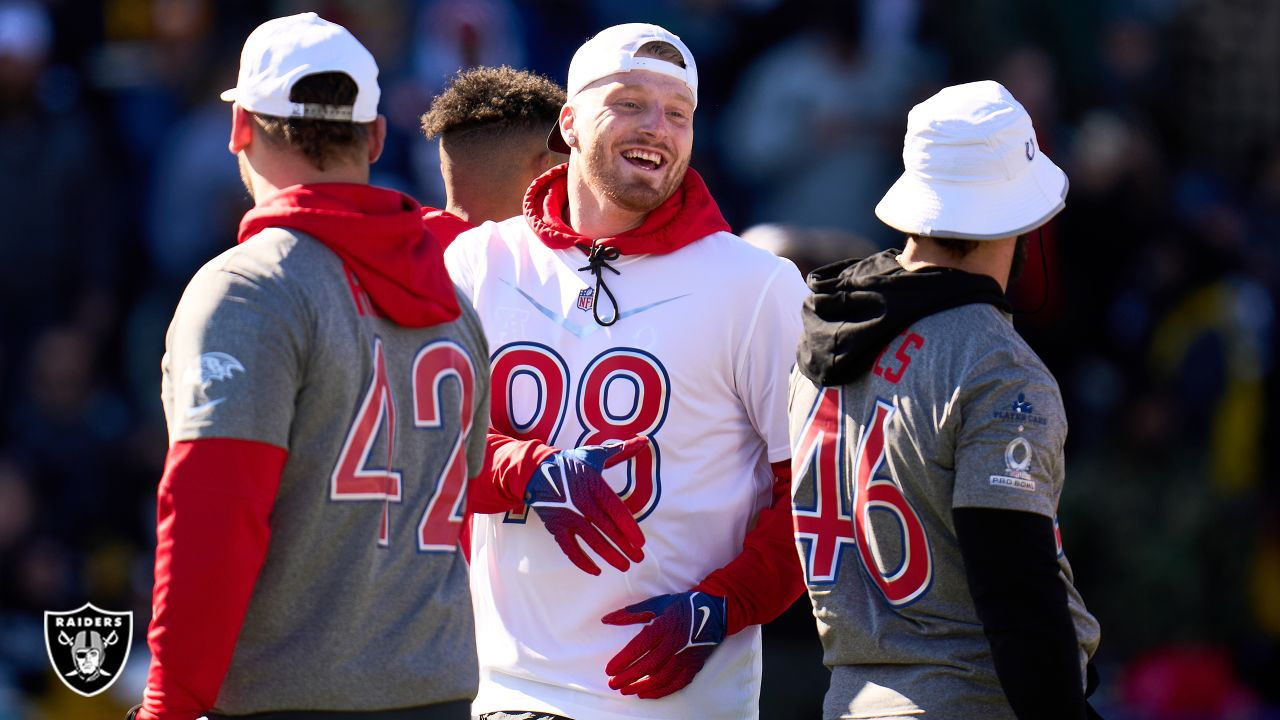 PHOTOS: Best Shots From Friday's Pro Bowl Practice In Las Vegas