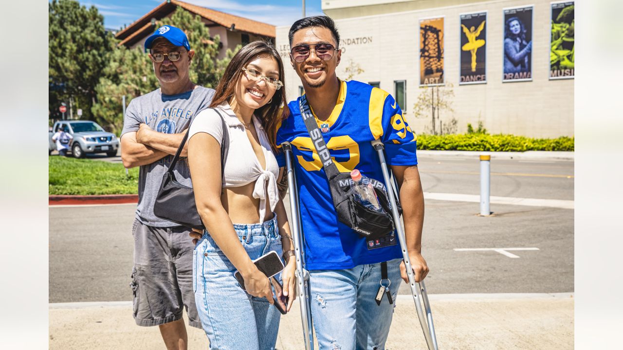 BEST PHOTOS: Best of Rams 2021 gameday fits