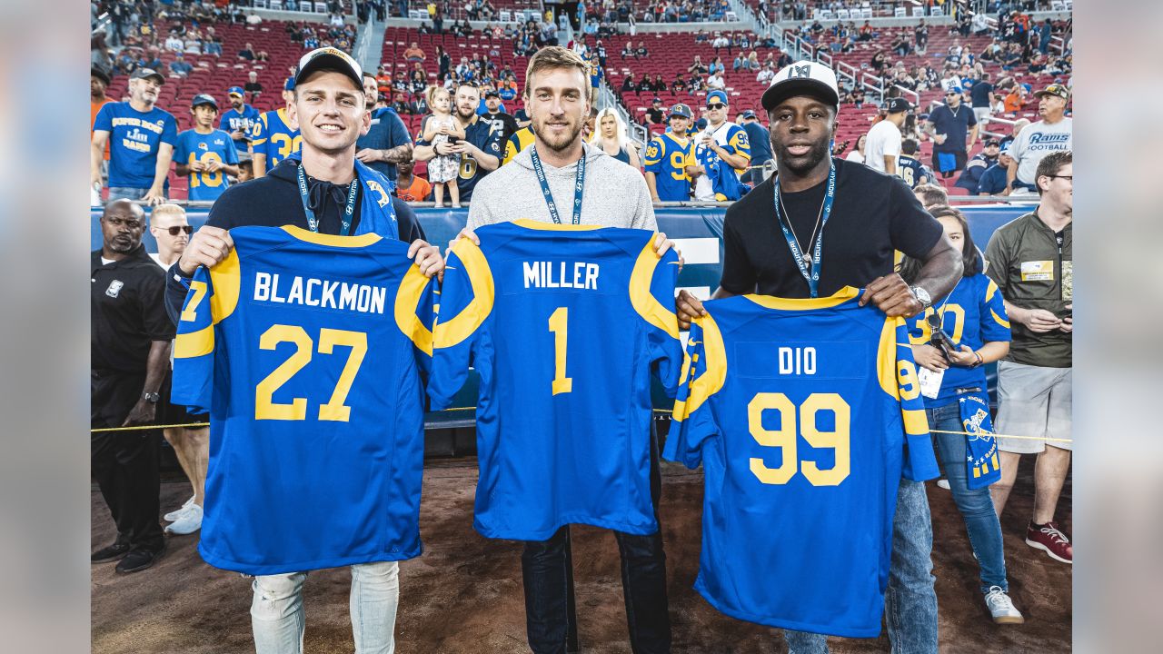 PHOTOS: Sports Legends and Celebrities take in Rams Football